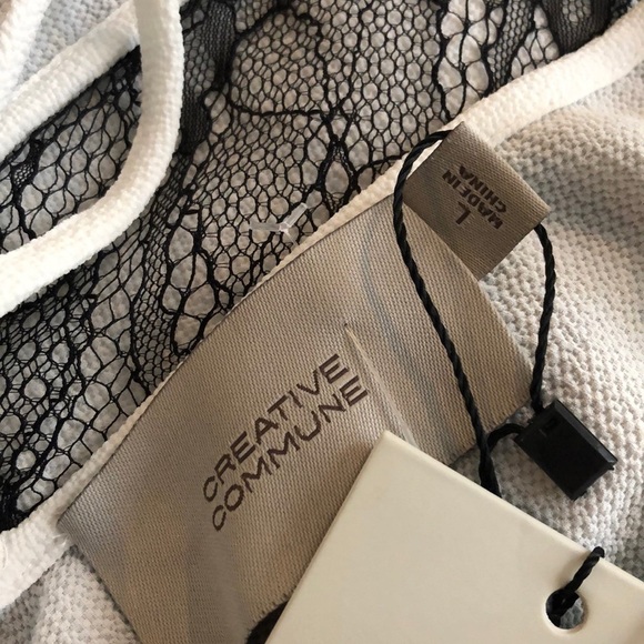 Creative Commune black lace detail top - Picture 5 of 6